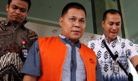 Adam Munandar diperiksa terkait persetujuan Laporan Keterangan Pertanggungjawaban (LKPJ) 2014 dan pengesahan APBD Musi Banyuasin 2015. Pool/Lamhot Aritonang/detikFoto.