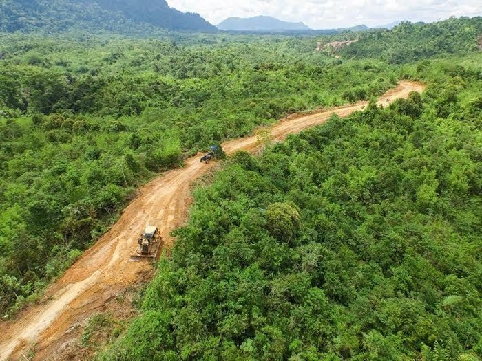 Jarak Terdekat Jalan Perbatasan Kalimantan Dengan Malaysia 3 8 Km