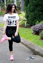 Boys, Intip si Cantik Cassandra Lee Olahraga Yuk!