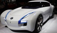 Nissan memamerkan Esflow di Gaikindo Indonesia International Auto Show (GIIAS) 2015.