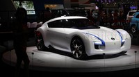 Mobil itu memiliki kemiripan desain dengan Nissan 370Z. Bahkan karakter Nissan GT-R yang mencuat kuat.