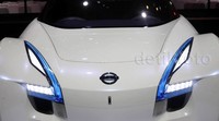 Lampu depan Nissan Esflow.