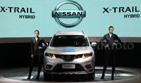PT Nissan Motor Indonesia (NMI) resmi meluncurkan All New Nissan X-Trail versi hybrid di ajang Gaikindo Indonesia International Motor Show (GIIAS) 2015. Namun, NMI tak mematok target penjualan SUV yang dibanderol di kisaran Rp 600 juta itu.     