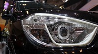 Sales and Marketing Division Head PT Auto Euro Indonesia Ario Soerjo enggan menyebut perkiraan harga MPV tujuh kursi ini. Namun, dia mengatakan, harganya diharapkan di bawah Rp 300 juta.