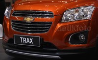 Sayangnya Presiden Director GM Indonesia, Gaurav Gupta enggan berbagi spesifikasi apa yang bakal diberikan Trax di Indonesia.
