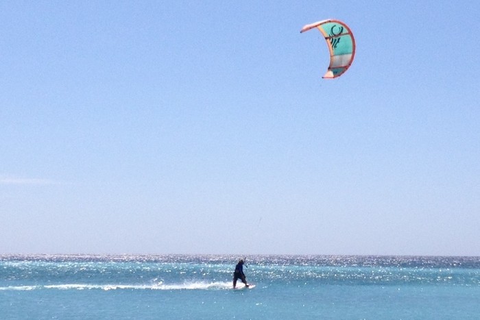 20 Negara Adu Kiteboarding di Pulau Tabuhan, Banyuwangi