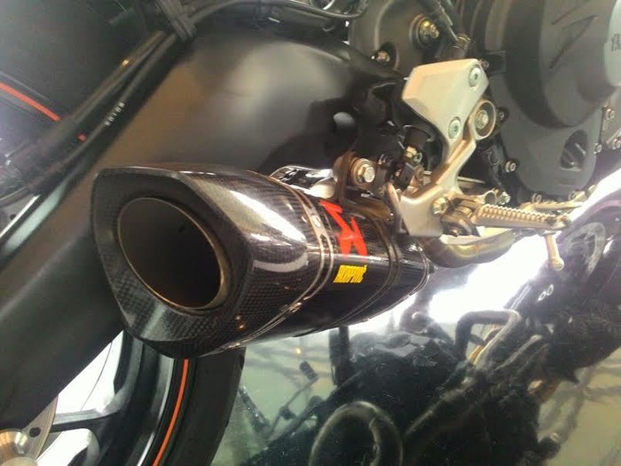 Beli Yamaha MT-09 di GIIAS Gratis Knalpot Akrapovic