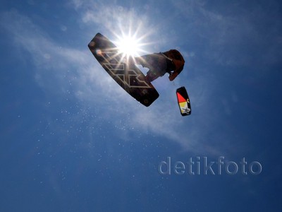 50 Peserta dari 20 Negara Ikuti Tabuhan Island Pro Kiteboarding 2015