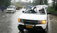 Topan ini dilaporkan bergerak dengan kecepatan hingga 195 kilometer per jam. Harley Palanchao/Reuters/detikFoto.     