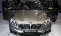 BMW selalu berada satu langkah di depan. Berani dan inovatif merupakan bagian dari DNA brand BMW. Hal tersebut menjadi kunci keberhasilan kami. BMW telah menciptakan segmen kendaraan-kendaraan baru seperti X5, BMW Active Tourer, dan hari ini telah hadir untuk pertama kali di Indonesia All New BMW Gran Tourer, ujar Presiden Direktur BMW Group Indonesia, Karen Lim.