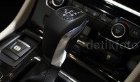 Selanjutnya turbocharger, injektor bahan bakar yang sangat presisi, Valvetronic fully-variable valve control dan double Vanos. Hasilnya mesin ini dikatakan bisa menyemburkan 136 tenaga kuda pada putaran mesin 4.400 rpm, dan memiliki torsi puncak 220 Nm yang akan mulai dirasakan pada putaran mesin 1.250 rpm dan dapat meningkat menjadi 230 Nm dengan menggunakan over boost.