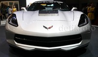 Semuanya didapat berkat mesin V8 baru berkapasitas 6.2 liter yang berkekuatan 450 hp dan torsi sebesar 620 Nm. Stingray juga diklaim merupakan Corvette yang memiliki performa terbaik yang mampu berakselerasi dari 0-100 km/jam dalam waktu kurang lebih 4 detik.