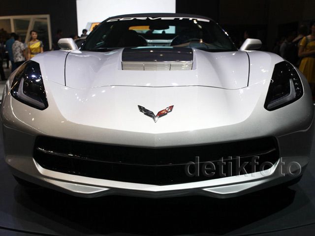 Mobil Garang Chevy Corvette