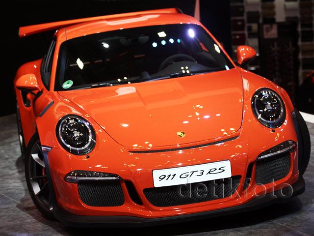 Dua Mobil Sport Porsche Hadir di GIIAS