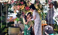 Chacha meminta restu.