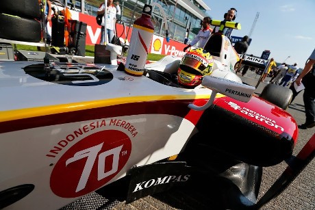 Rio Haryanto Perbaiki Posisi di Sprint Race