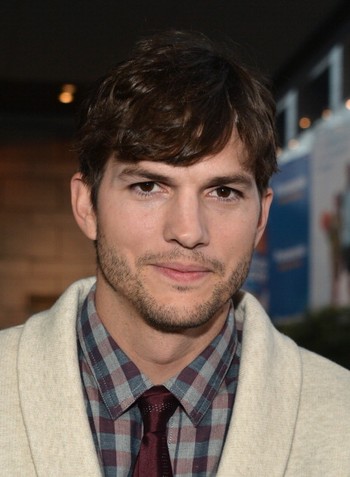 Ashton Kutcher, aktor yang pernah memerankan karakter Steve Jobs ini sudah banyak berinvestasi di banyak perusahaan teknologi seperti Spotify, Airbnb, Foursquare, Uber dan Dwolla. Selain rajin berinvestasi, Ashton juga dikenal sebagai entrepreneur dan pendiri media hiburan dan teknologi bernama Katalyst. (istimewa/detikcom/gettyimages)