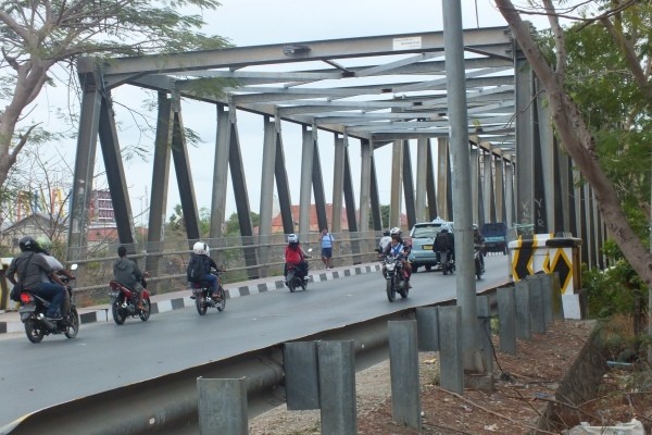 Inilah Jembatan Dilarang Bunuh Diri di Kupang, NTT