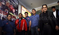 Serikat Pekerja Jakarta International Container Terminal (JICT) mendatangi Bareskrim Mabes Polri.     