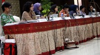 Setiap calon pimpinan, menghadapi dua penanya utama, yakni satu ahli hukum dan satu ahli bidang yang dimiliki capim KPK. Dua penanya utama itu berasal dari Pansel. Sedangkan anggota pansel yang lain juga berhak menanyakan segala hal berkaitan dengan kompetensi dan track record semua calon.