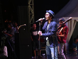 Sheila On 7 Tutup Freedom Festival 2015