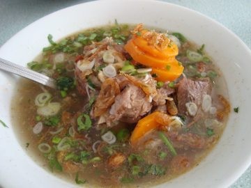 Yuk, Segarkan Badan dengan Menyantap Sop Iga Siang Ini!