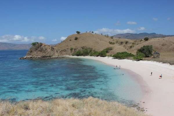 5 Alasan Liburan di Indonesia Jadi Solusi Saat Dollar Tinggi