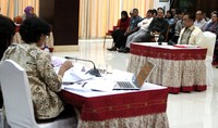 Mantan Aspam Kasad itu menegaskan saat ini dirinya bukan di TNI lagi.     