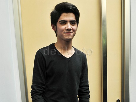 Aliando Mengaku Tidak Ribet Soal Gaya Berpakaian