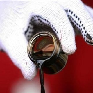 Harga Minyak Anjlok, Bos Medco: Ini Bukan yang Pertama Kali