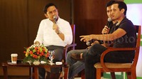 Menjadi sukses bukan perkara mudah, perlu kerja keras dan ide kreatif. Hal yang juga penting adalah seorang pengusaha harus open minded atau berpikir terbuka. Hal itu disampaikan Nadiem di acara d'Preneur bertema Sukses Bisnis Startup di Usia Muda.