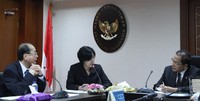 Pertemuan itu juga terkait dengan kereta cepat atau High Speed Train (HST). Jepang memang ikut terlibat dalam kompetisi untuk memperebutkan proyek tersebut bersama dengan China. Dok kemenko Maritim