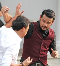 Salah satu adegan pertarungan antara Amsar dan Hastono. (Dok Starvision Plus Pictures)