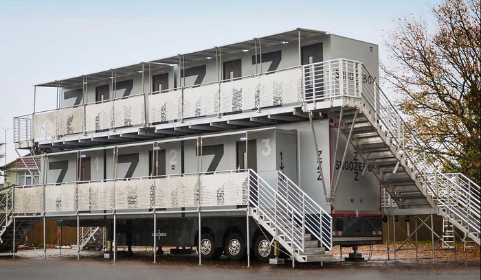 Hotel Ini Bisa Dibawa & Dibangun di Mana Saja, Mau?