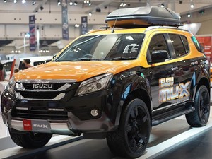 Isuzu MU-X Tampil Makin Gagah dan Mewah di GIIAS