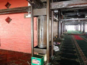 Kisah Tiang di Masjid Cirebon yang Dibangun Sunan Kalijaga