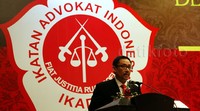 Ketua Umum IKADIN terpilih Sutrisno mengajak seluruh advokat untuk bersatu dalam wadah tunggal Peradi.