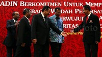 Pelantikan itu juga dihadiri oleh Jaksa Agung Muda Tindak Pidana Khusus (Jampidsus) Widyo Pramono.