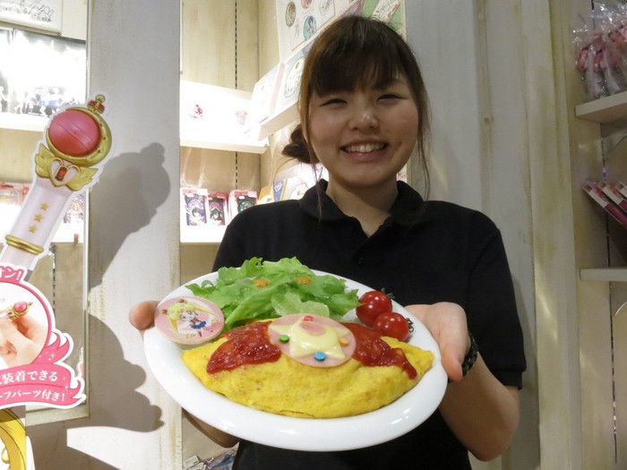 cafe unik di jepang Sailor Moon dan Maid Cafe Kafe Anime Khas Jepang 