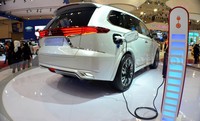 Eksterior mencerminkan SUV fungsionalitas dengan kelir Platinum white. Pool/Aris Ginanjar/detikFoto.