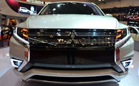 Bagian depan, dengan Bold Chrome di ketiga sisinya sehingga menghasilkan efek tiga dimensi desain Protective theme. Pool/Aris Ginanjar/detikFoto.