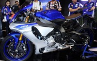Teknologi generasi anyar Yamaha R1 itu bisa disebut sebagai turunan dari teknologi Yamaha M1. Ist/Yamaha.