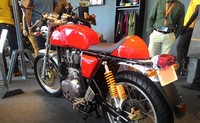 Royal Enfield tipe Bullet dan Classic bakal dibanderol di bawah Rp 200 juta. Sementara Continental GT kemungkinan di atas Rp 200 juta.