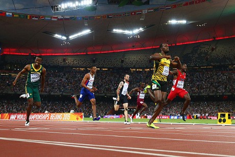 Usain Bolt Kembali Berkuasa di 200 Meter