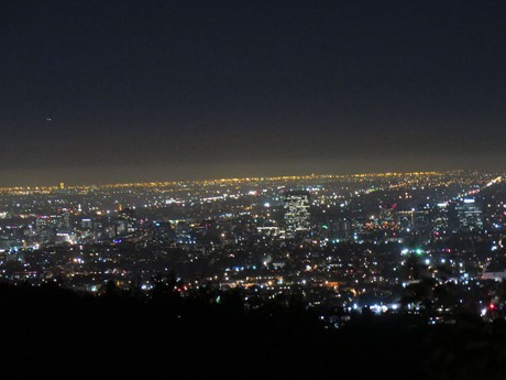 Indahnya Memandang Kota Los Angeles dari Ketinggian