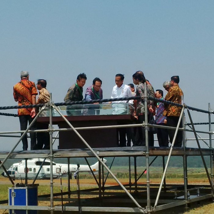 Jokowi: Jangan Ada Lagi Proyek Mandek Karena Izin dan Lahan