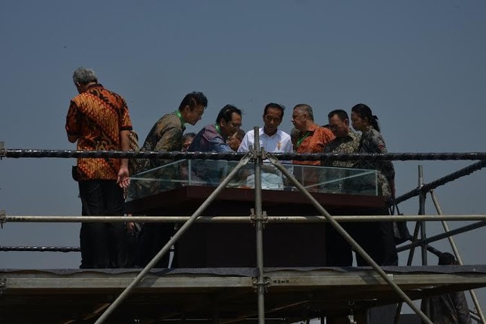 Jokowi Minta PLTU Terbesar di ASEAN Selesai 2018