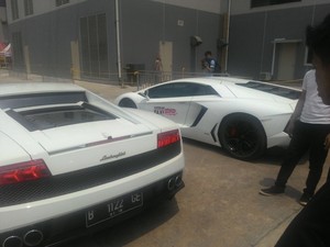 Sensasi Duduk di Bangku Penumpang Lamborghini Gallardo