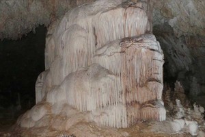 Ada Batu Kabah di Gua Langalu, Buton