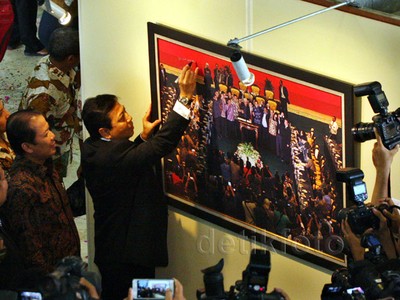 Pameran Foto Meriahkan HUT ke-70 DPR
